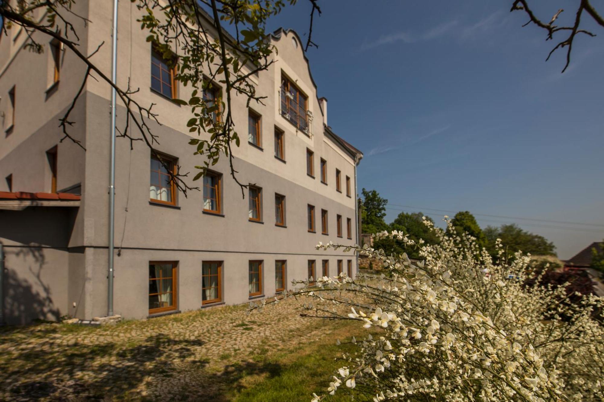 Appartement Monte Cuma Uroczysko Pod Zamkiem Grodziec à Zagrodno Extérieur photo