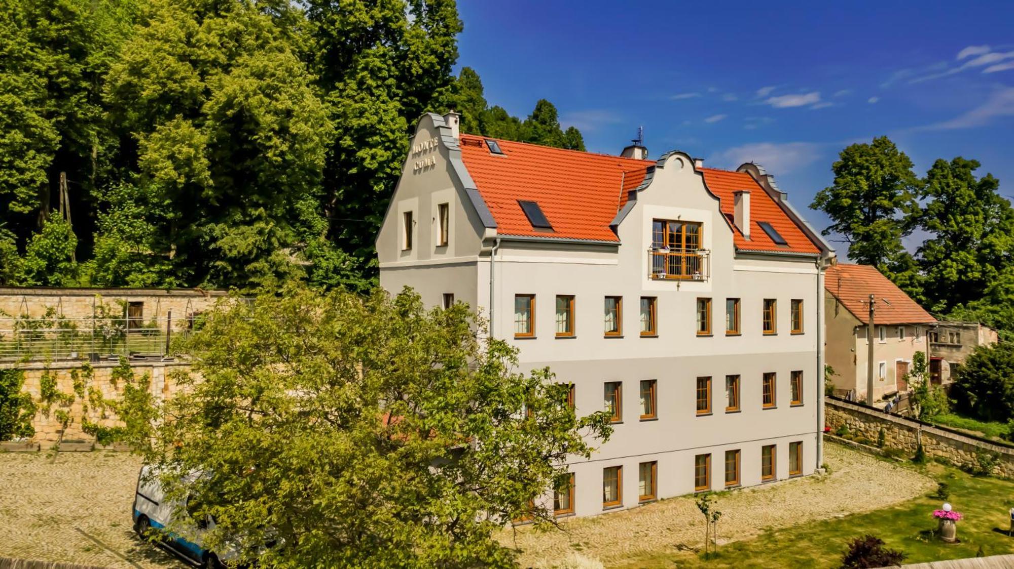 Appartement Monte Cuma Uroczysko Pod Zamkiem Grodziec à Zagrodno Extérieur photo